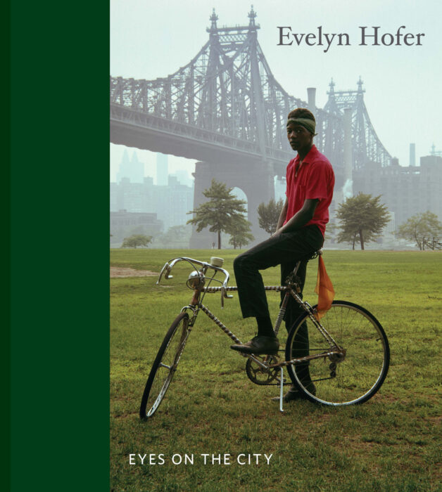 Cover for Evelyn Hofer: Eyes on the City